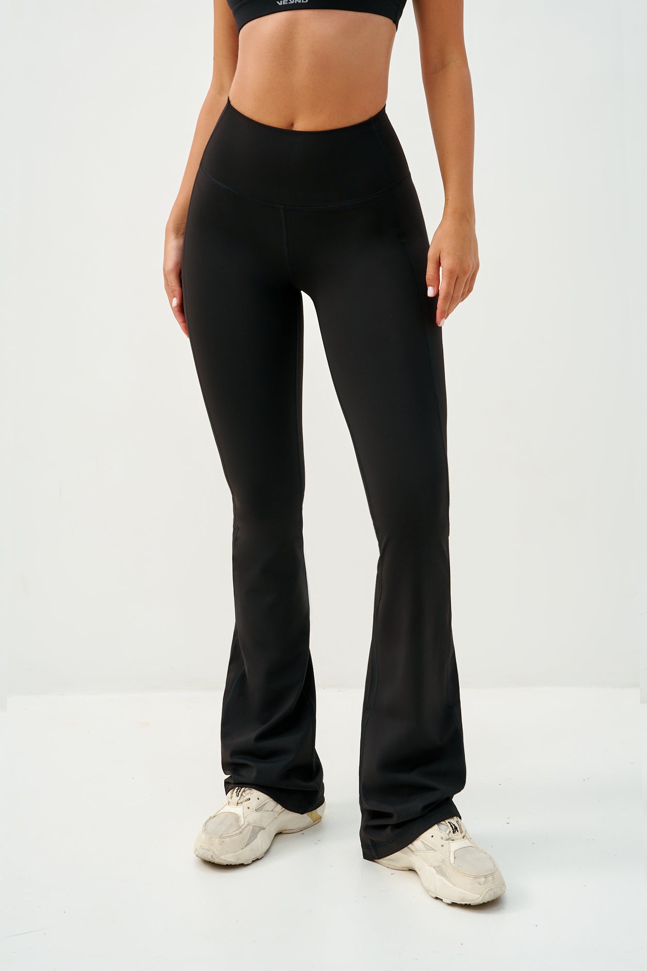 FLARED טייץ - Black