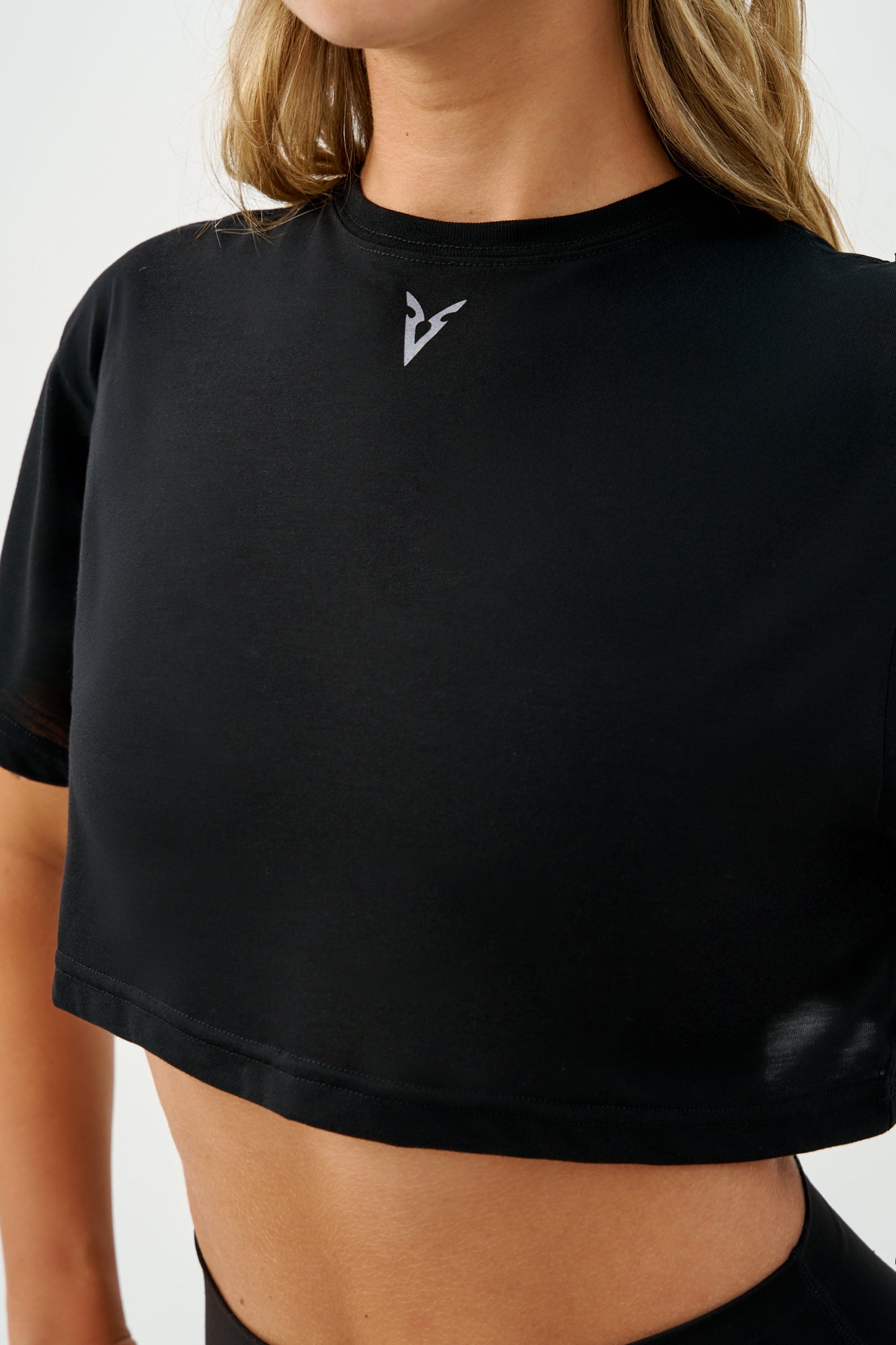 טי שירט גזרת בוקסי - Black