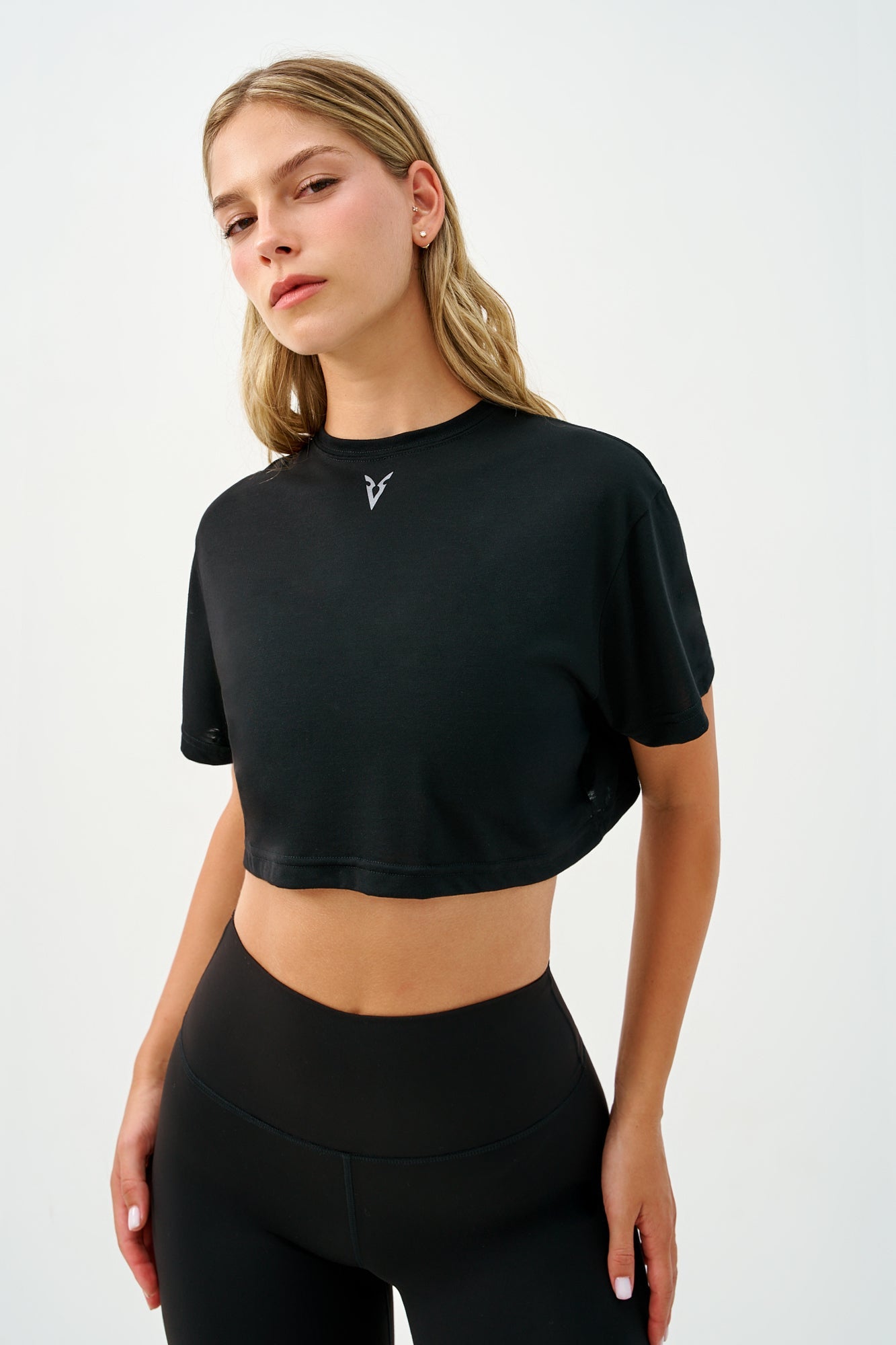 טי שירט גזרת בוקסי - Black